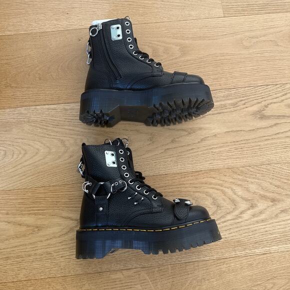 Dr. Martens - Jadon Hardware Max Milled Napa Leather Platform Buckle Boots Black - Picture 2 of 8